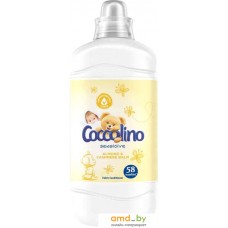 Кондиционер для белья Coccolino Almond&Cashmere 1.45 л