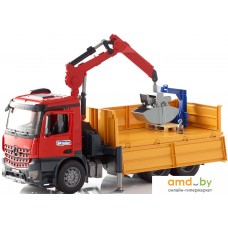 Автомобиль с краном Bruder Mercedes-Benz Arocs Construction truck with accessories 03651