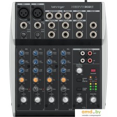 Микшерный пульт Behringer Xenyx 802S