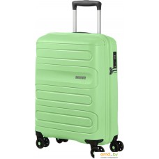 Чемодан-спиннер American Tourister Sunside Neo Mint 55 см