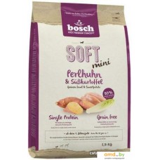 Сухой корм для собак Bosch Soft Mini Guinea Fowl & Sweetpotato (Цесарка с Бататом) 2.5 кг